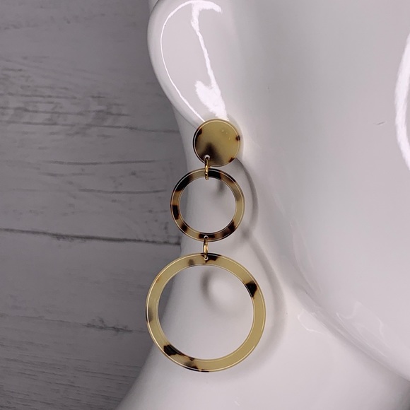 Triple Circle Link Hoop Earrings - Picture 3 of 8